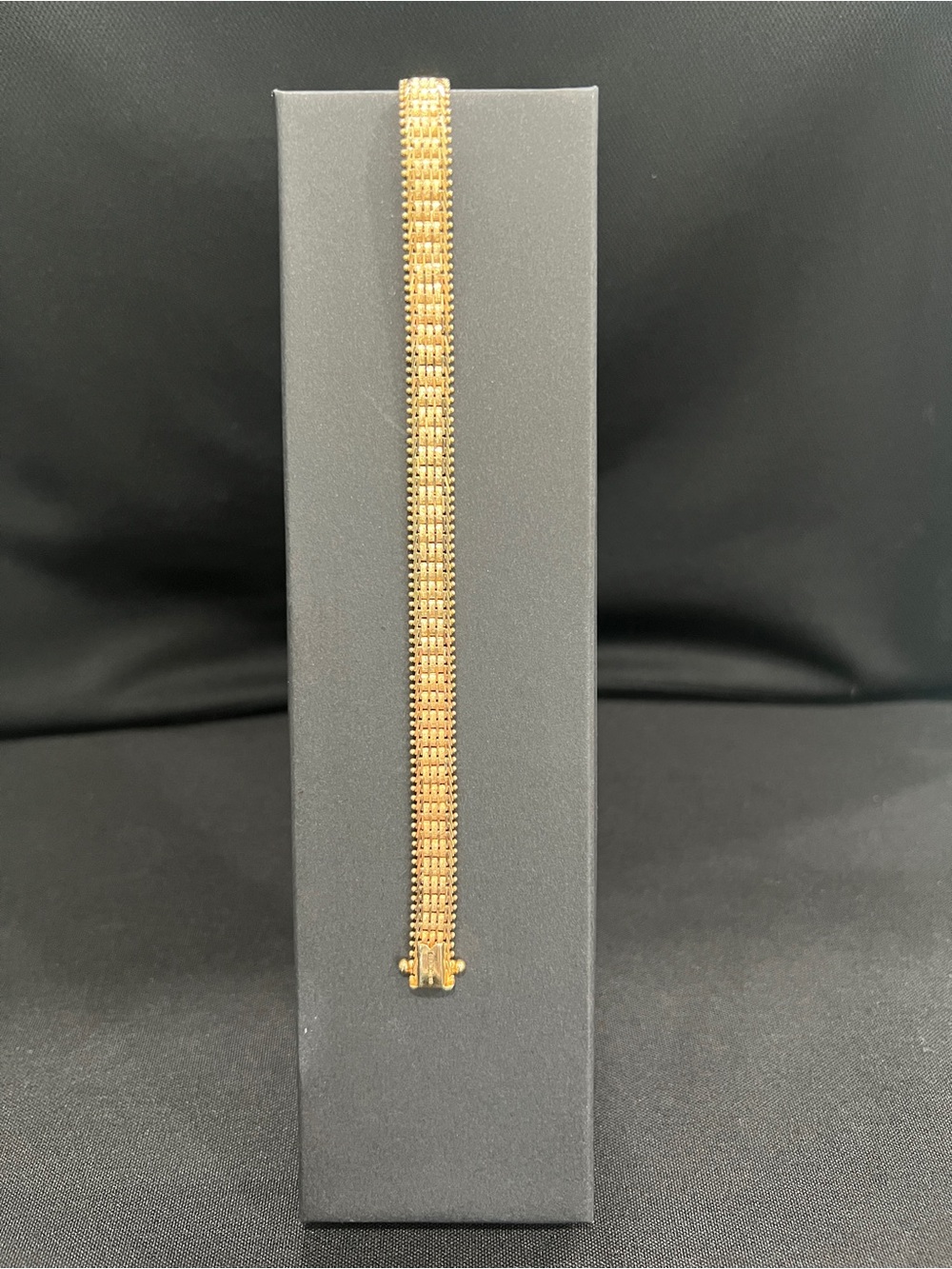 14K Vintage Gold 7.5in 9mm 14g Gate/Brick Link Bracelet - Picture 5 of 12